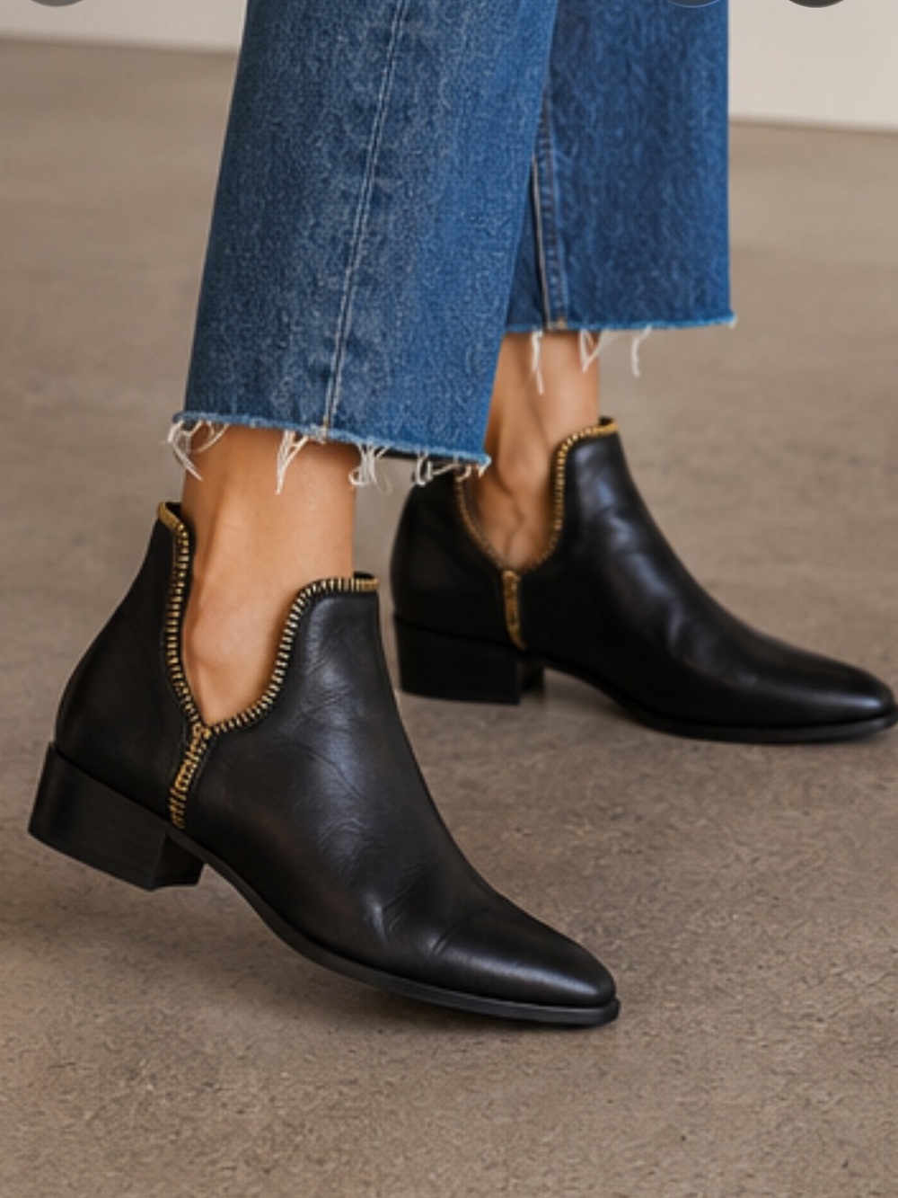 SENSO Bailey Women’s Black Leather Gold Zip Boots Size 6